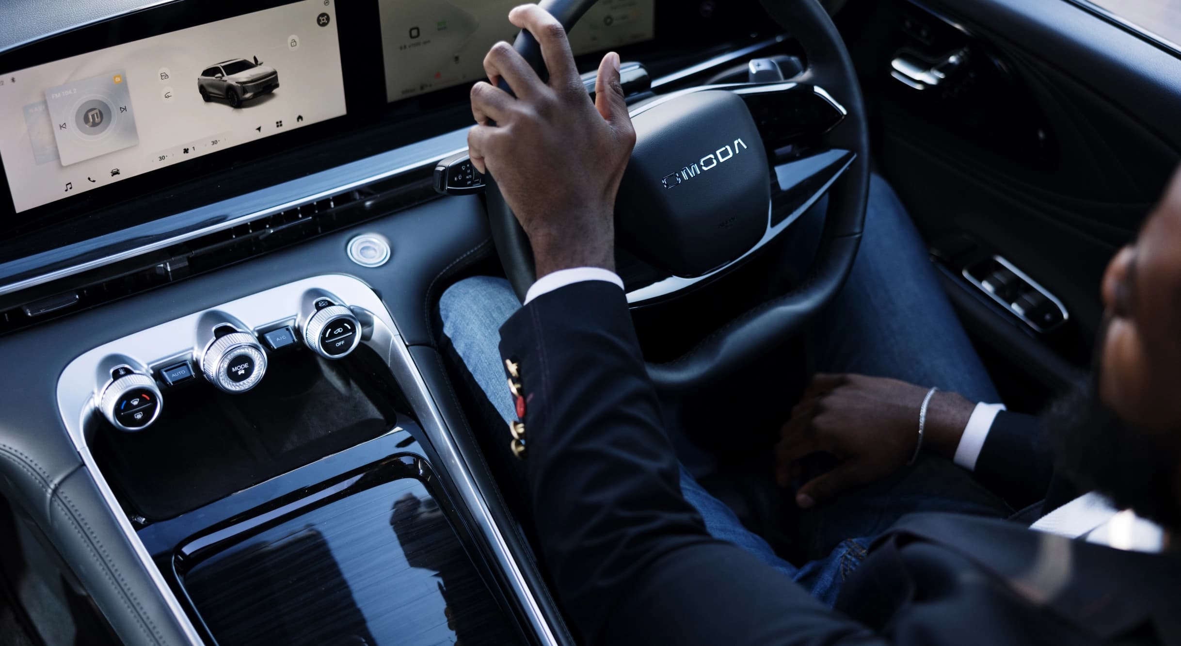 omoda C9 Interior