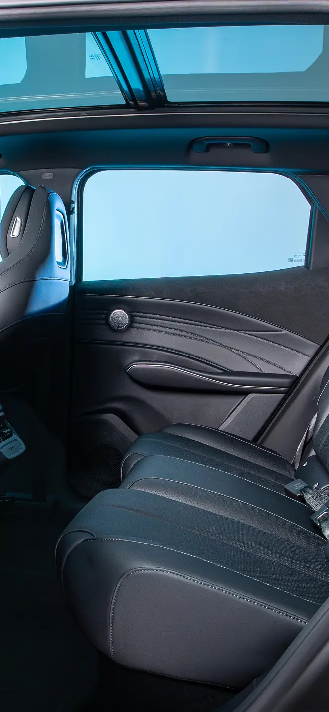 OMODA C7 interior feature image 2